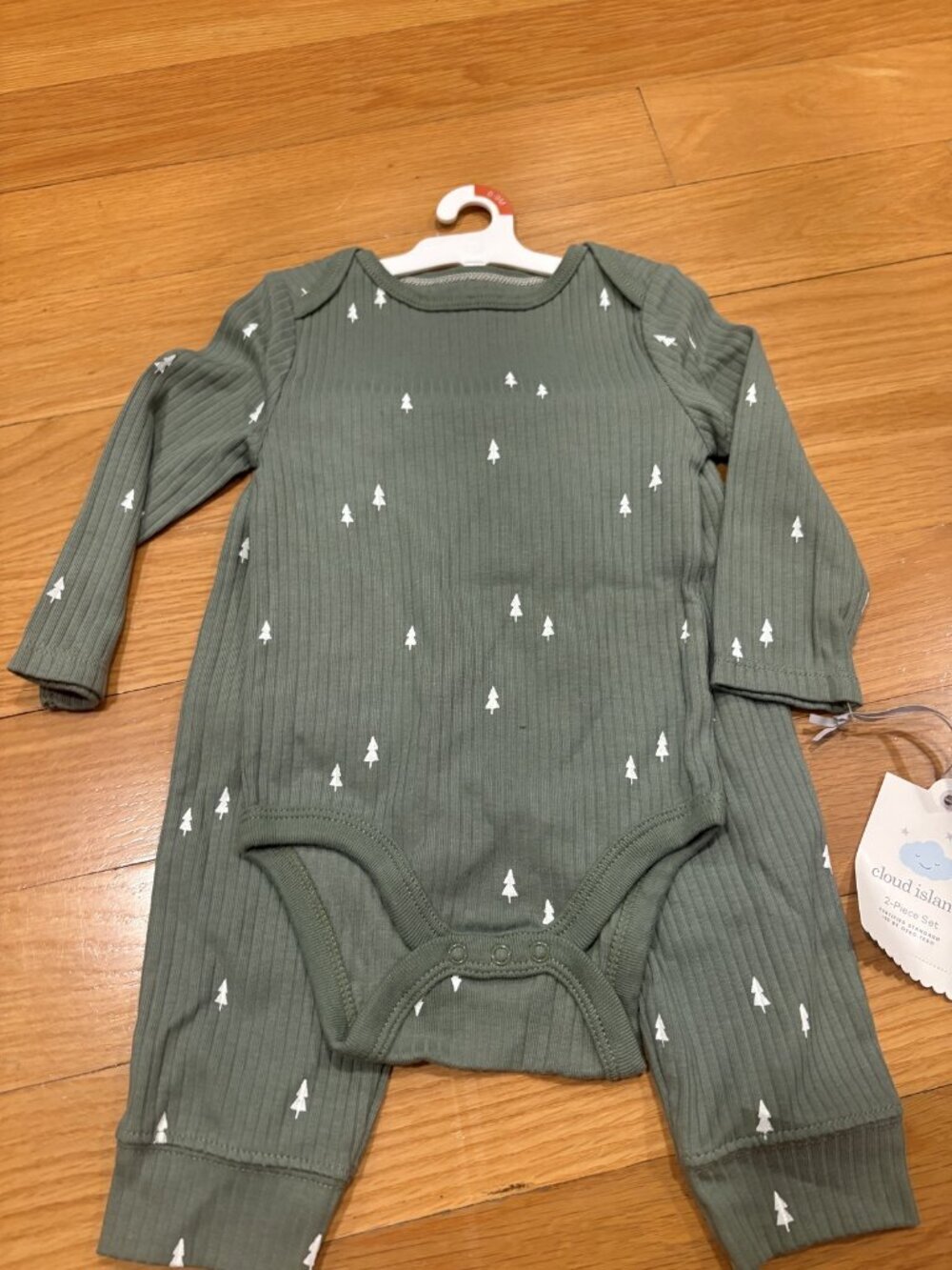 Cloud island Size 6-9 months Long Sleeve Bodysuit with Tree Print